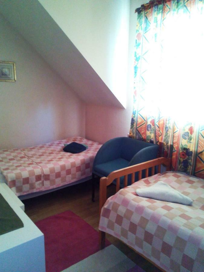 Gosciniec Ella Inn Lipniki Lipniki  Bagian luar foto